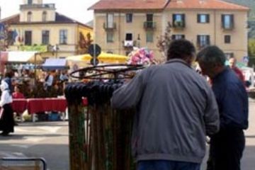 Fiera della Toma - Curiosanto tra le bancarelle